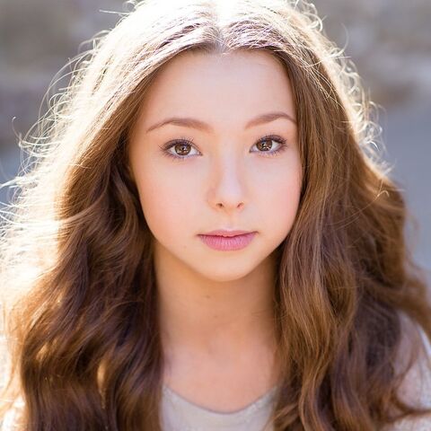File:Sophia Lucia headshot posted 2015-01-03.jpg