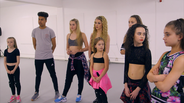 File:203 Dancers.png
