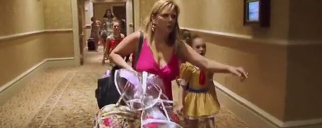 File:Maddie Acapella S01 EP9.jpg