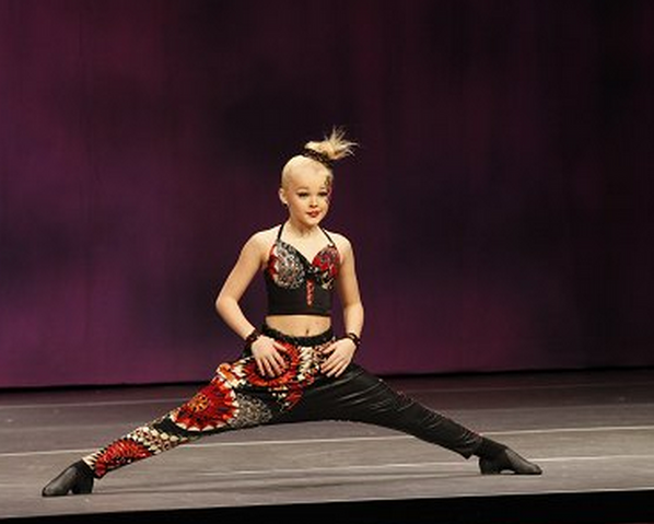 File:513 JoJo Fancy 4.png