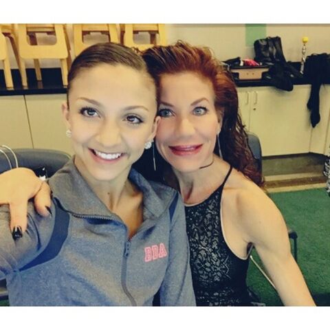 File:Tessa with Renee 2015-05-13.jpg