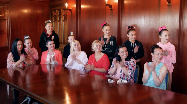 File:Dance Mums 207 1.png