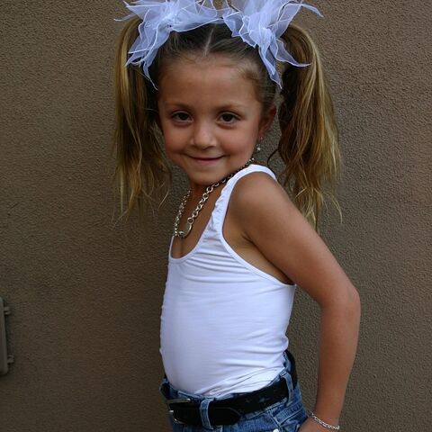 File:Maybe Tessa when young.jpg