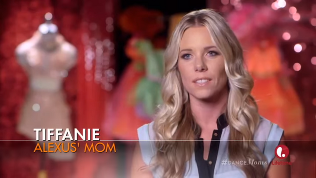 File:Mini Mom Tiffanie.png