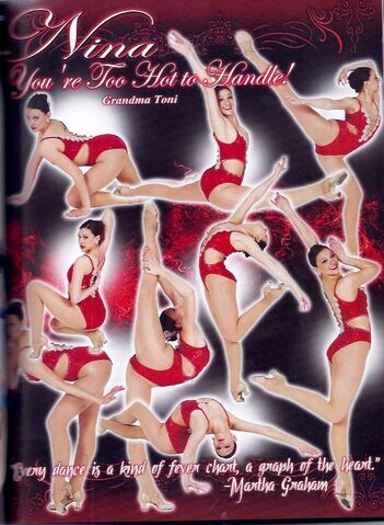 File:Nina Linhart 2013 Recital.jpg