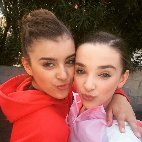 File:Kalani and Kendall 2015-04-11.jpg
