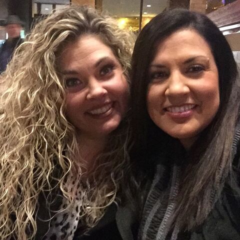 File:Melanie and JenniferR 2015-03-04.jpg