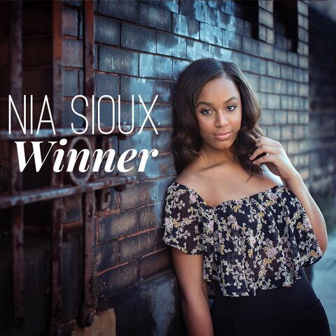 File:Nia Sioux Winner.jpg