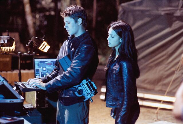 File:Dark Angel Stills 03.jpg