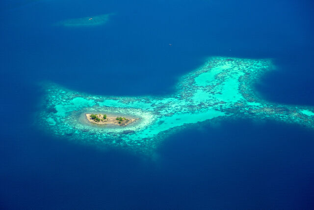 File:Deserted Island Paradise.jpg