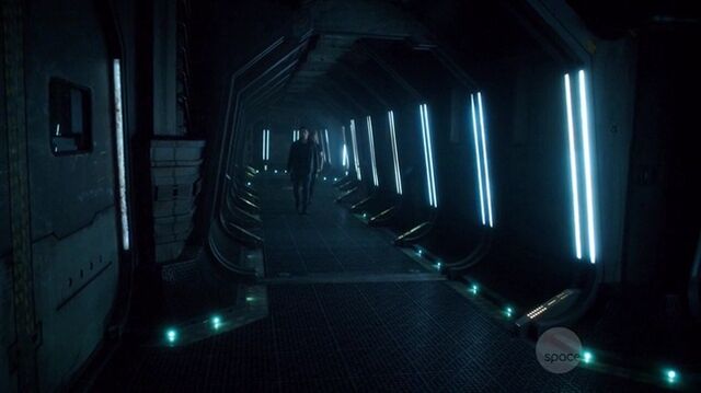 File:S01e01 127.jpg