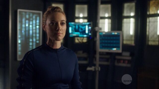 File:S01e01 232.jpg