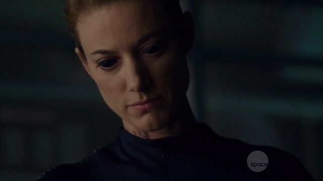 File:S01e01 187.jpg