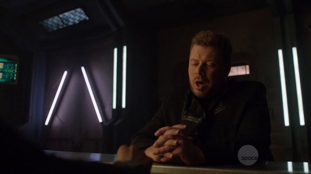 File:S01e02 320.jpg