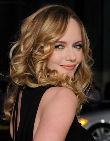 File:MarleyShelton.jpg