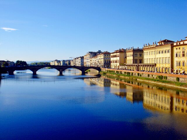 File:The river Arno Florence by nuvole90.jpg