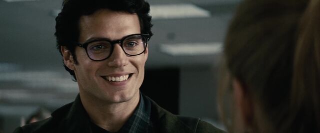 File:MoS Clark Kent.jpg