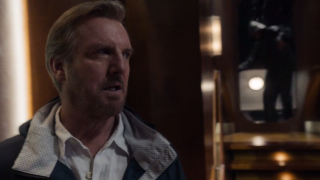 File:Robert Queen (Arrow).png