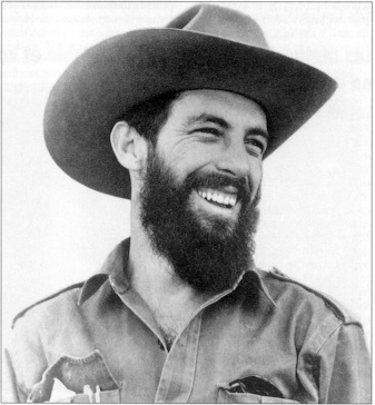 File:Camilo-cienfuegos-01.jpg