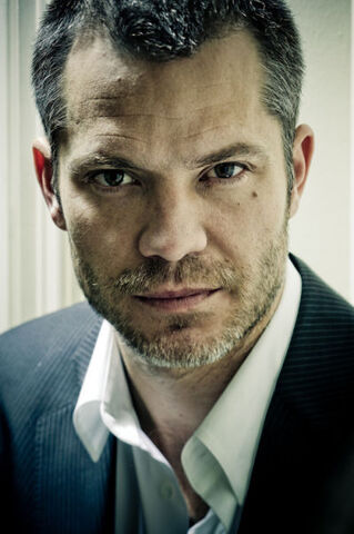 File:Timothy olyphant.jpg