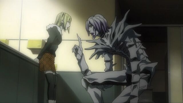 Datei:Misa und Rem im Klo.jpg