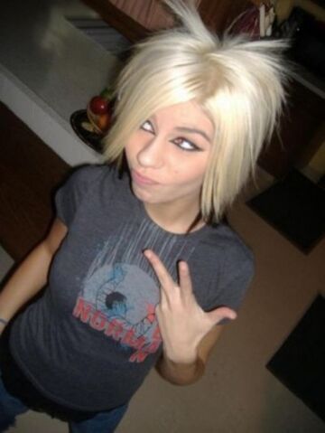 File:Carathischick.jpg