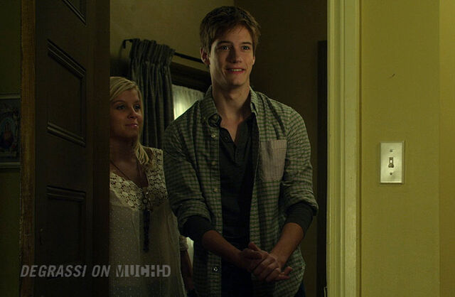 File:Degrassi-lookbook-1136-jake.jpg