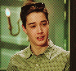 https://vignette4.wikia.nocookie.net/degrassi/images/0/0f/Miles_the_Prince.gif