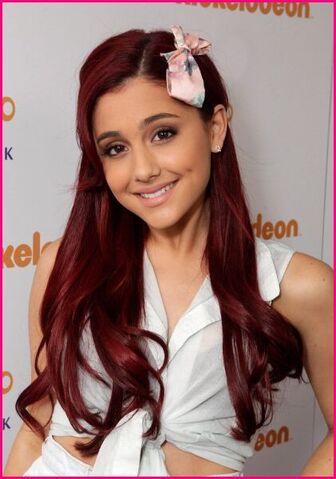 File:Ariana-Grande-Happy-18th-Birthday.jpg