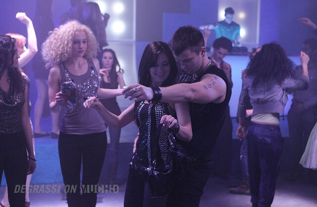 File:Degrassi-episode-1110-17.jpg