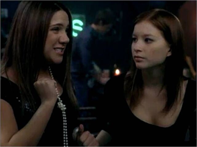 File:Paige and Ellie.jpg