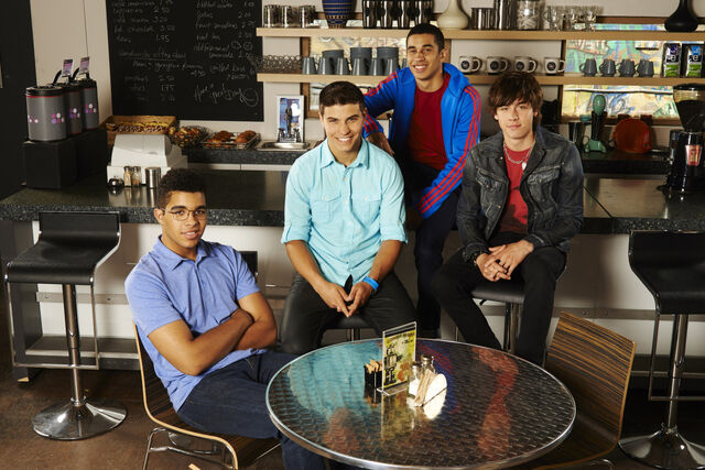 File:Degrassi 13g 02 hr.jpg