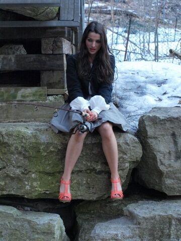 File:Annie Clark - Perfection.jpg