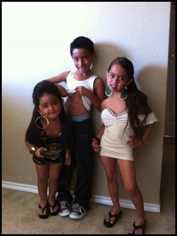 File:Inappropriate-kids-costume-jersey-shore.jpg