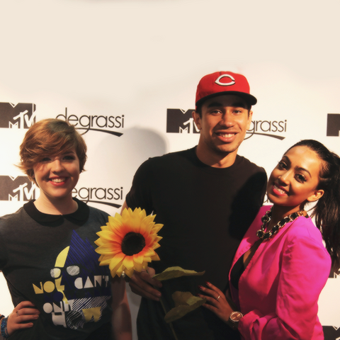 File:Tumblr mthm3rfaxF1rdyrivo1 500.png
