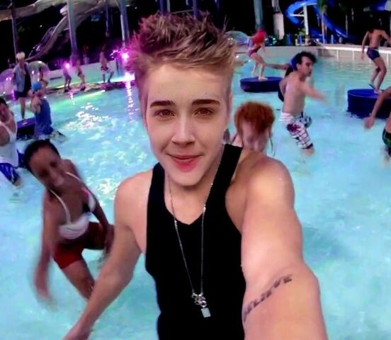 File:Milesjustin.jpg