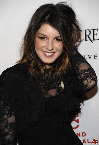 File:Shenae-grimes-2010-3-18-9-24-2.jpg