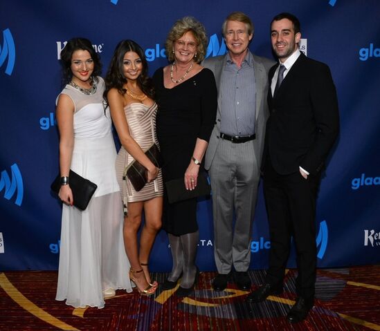 File:Normal 9GLAAD02.jpg