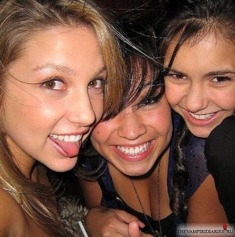 File:Tumblr lln7694NA71qgiopro1 500.jpg