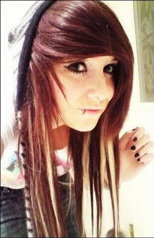File:Scene girl 15.jpg