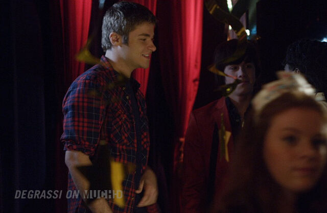 File:Degrassi-lookbook-1121-riley (1).jpg