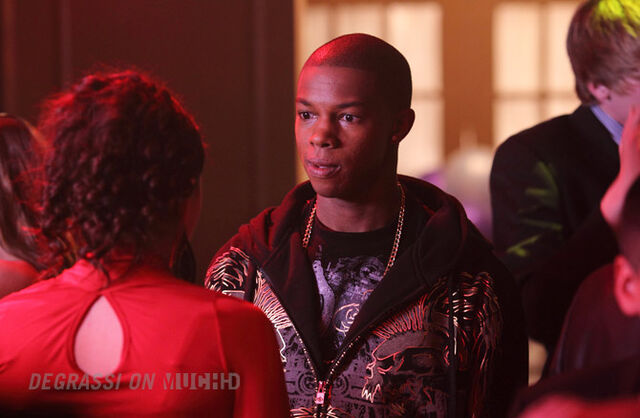 File:Bianca sees Vince.jpg