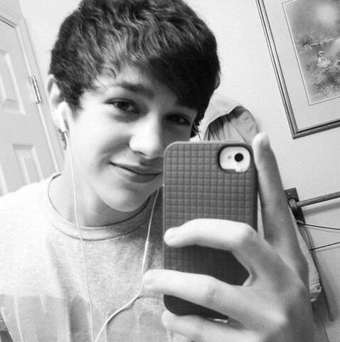File:Austin mahone-=-.jpg