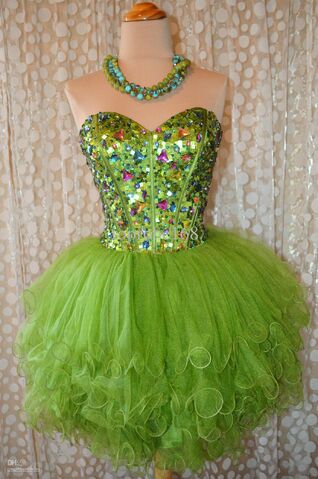 File:H15-green-tulle-crystals-strapless-real-photo.jpg