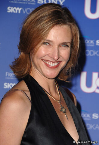 File:Brenda Strong.jpg