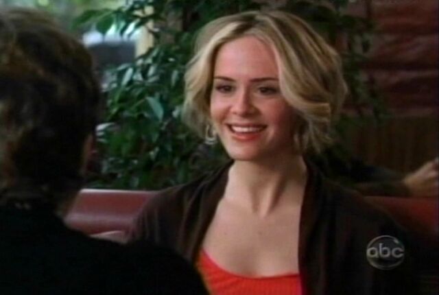 File:Lynette Lydia.jpg