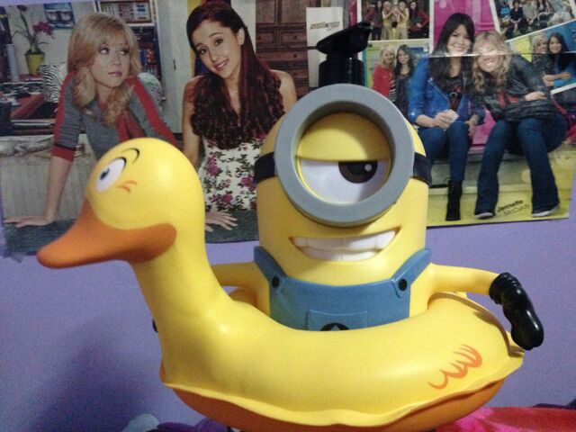 File:Minionstuart soapdispenser 2.jpg