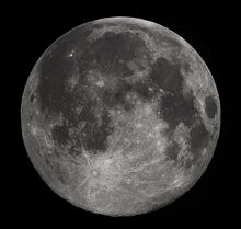 Luna adesso