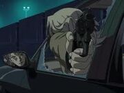 Vermouth disparando.jpg