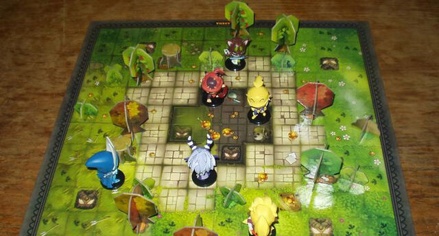 Datei:Krosmaster-Spielfeld-Slider.jpg